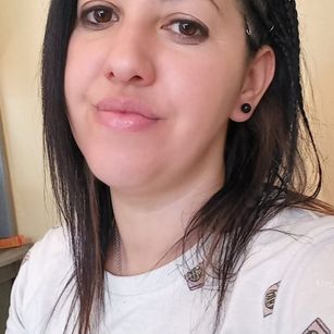 Model - FlorSilvestreLatina URUGUAYAN