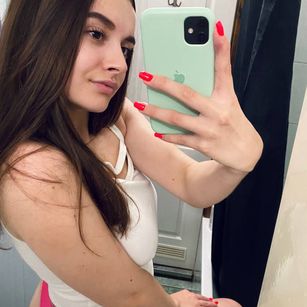 Model - KarAsty tits