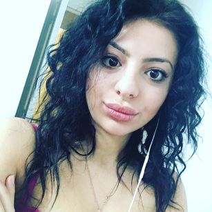 Model - EmiliaSong six