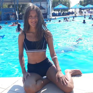 Model - Kristinakiss Money