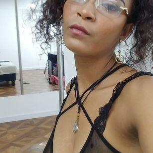 Model - EstefanyBianco bigass