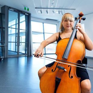 Model - VeraNika waitingforyou