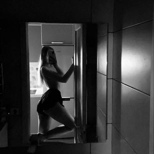 Model - Obsession bigass