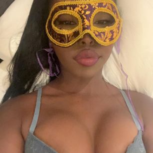 Model - PRINCESSLOLA deepthroat