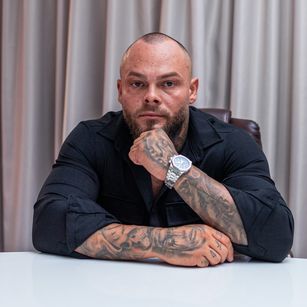 Model - KevinMyers dom