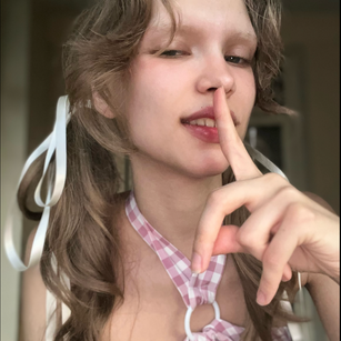 Model - Ewa Eden feet