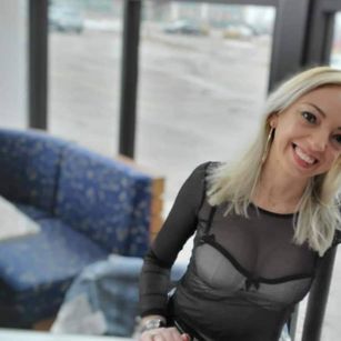 Model - BaditaLuna dirtytalk