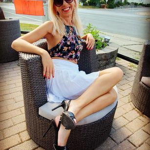 Model - BaditaLuna fingering