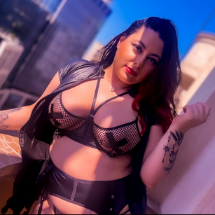 Model - HeraDevine bigboobs