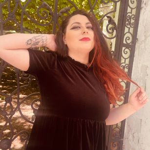 Model - HeraDevine squirt