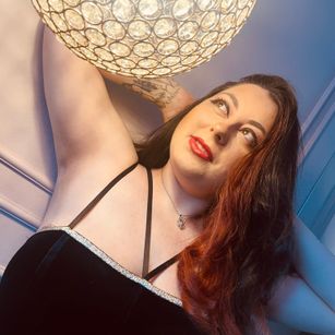 Model - HeraDevine findom