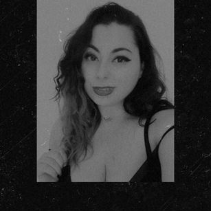 Model - HeraDevine squirt