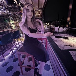 Model - Kayla Kent feet