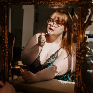 Model - Allie Sparks fetish