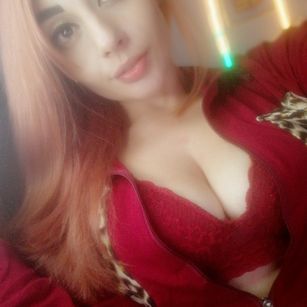 Model - Cristal Paris latina