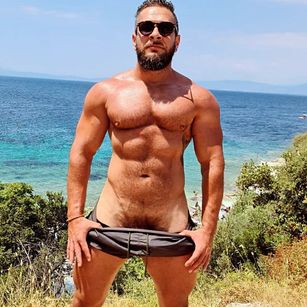 Model - HotterLRg muscle