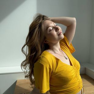 Model - Mila dirtytalk