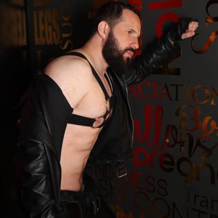 Model - Krizz rocca hard