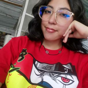 Model - Morgana Burns squirt