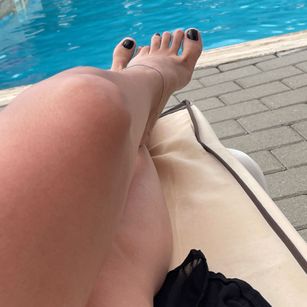 Model - GoddessHarley leather