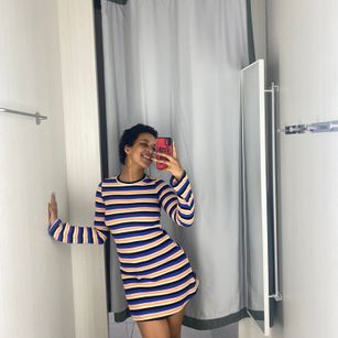 Model - Elizabeth corazon de leon joi