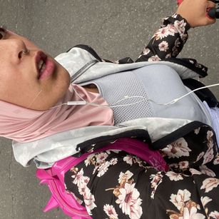 Model - Elizabeth corazon de leon hairybush