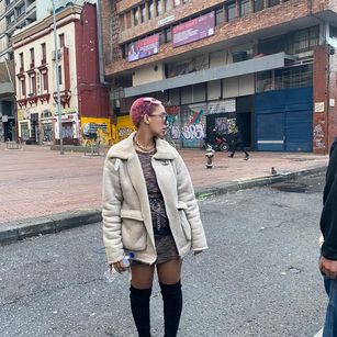 Model - Elizabeth corazon de leon hairybush