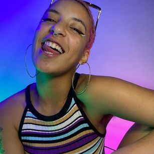 Model - Elizabeth corazon de leon bigass