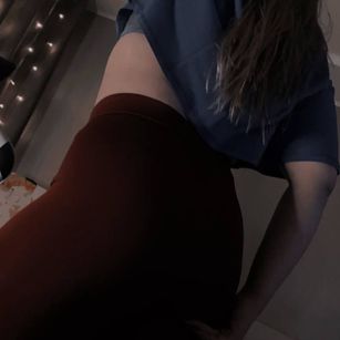 Model - Alisia Cherrey pussy