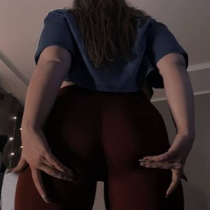 Model - Alisia Cherrey sexy