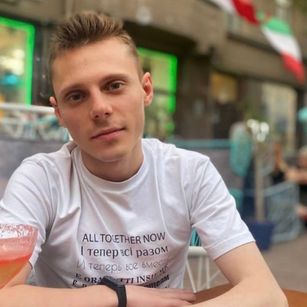 Model - EmmettSky dirtytalk