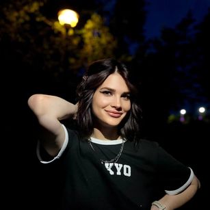 Model - MoonCat lingerie