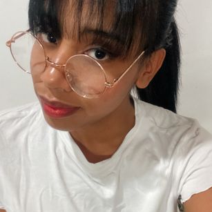 Model - EveMoon Ebony