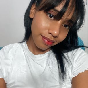 Model - EveMoon babe