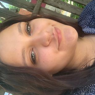 Model - Emily_Mills bigboobs