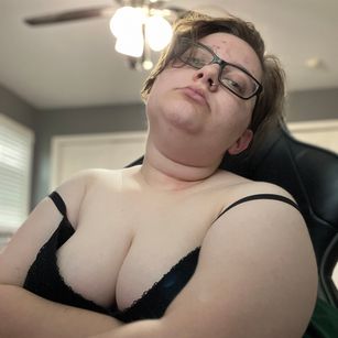 Model - Mistress Morgan cei