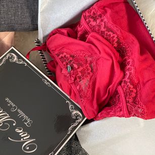 Model - MarleneBloem bigbutt