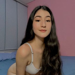 Model - Alice_rojas dildo