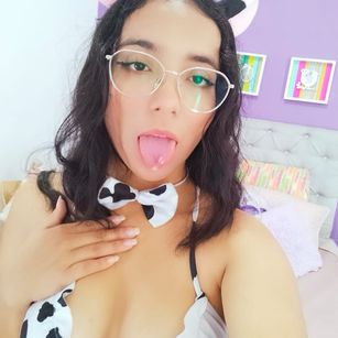 Model - LucyDerby latina