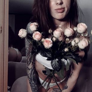 Model - Jackie_Johnsson dildo