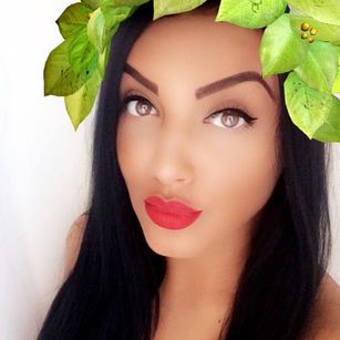 Model - MelissaMell 1