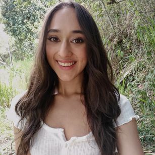 Model - Sylvie Gomez petite