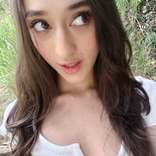 Model - Sylvie Gomez anal