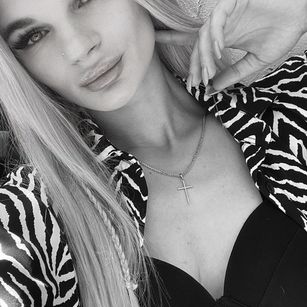 Model - Alina erotica