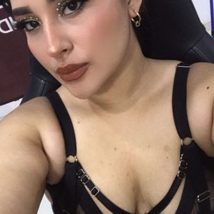 Model - paulette parker bigboobs