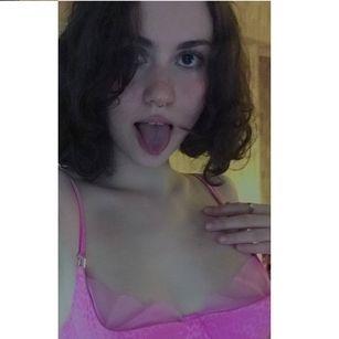 Model - MistressMartha striptease