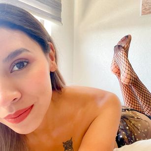 Model - Arlin Aurora cuckold