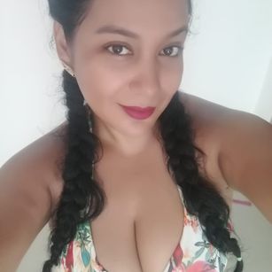 Model - Alanawhite bigboobs