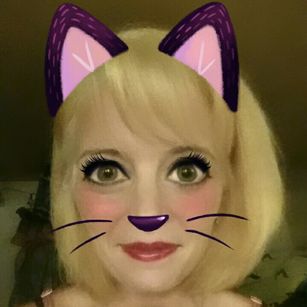 Model - Honey Bunny dressup