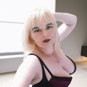 Model - SweetMilf milf